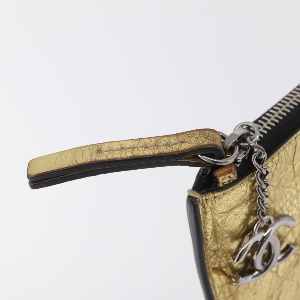 Chanel Feminine Crinkled Leather Gold Leather Clutche & Pouche Bag (Pre-Owned)