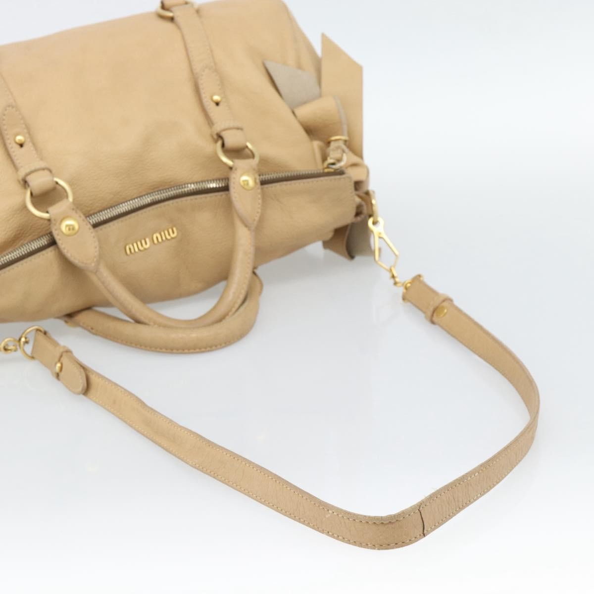 Miu Miu Convertible Satchel Leather Beige Leather Handbag (Pre-Owned)