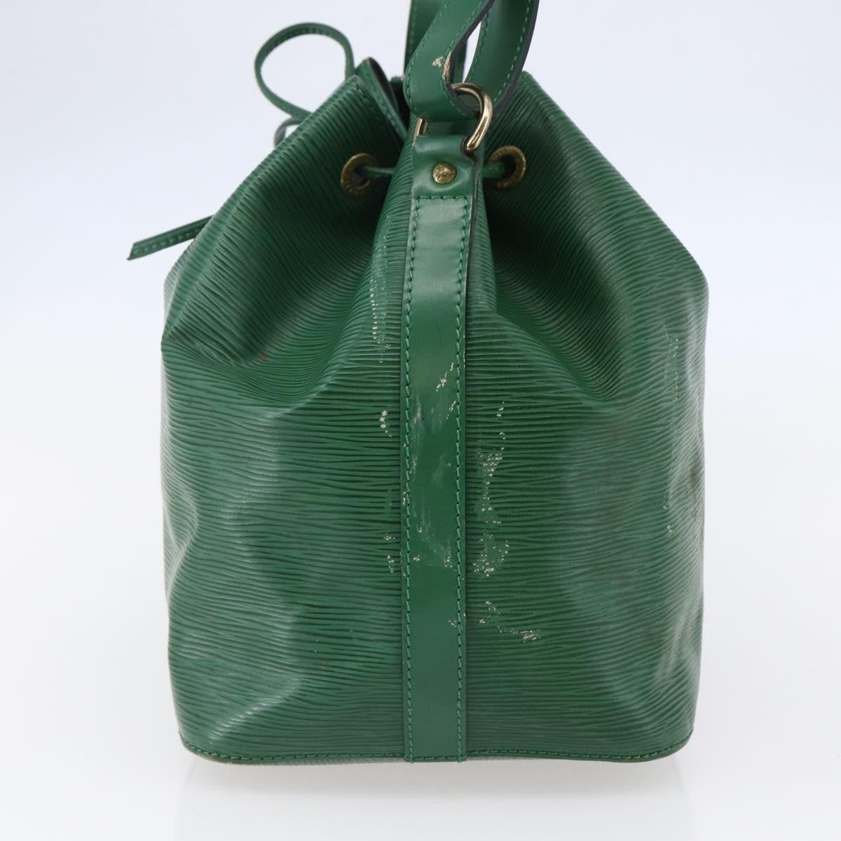 Louis Vuitton Petit Noe Epi Leather Green Leather Shoulder Bag Bag (Pre-Owned)