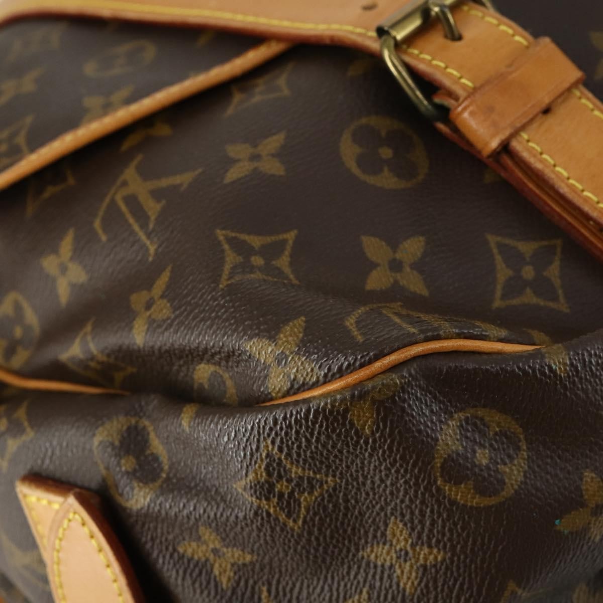Louis Vuitton Saumur Monogram Canvas Brown Canvas Shoulder Bag Bag (Pre-Owned)