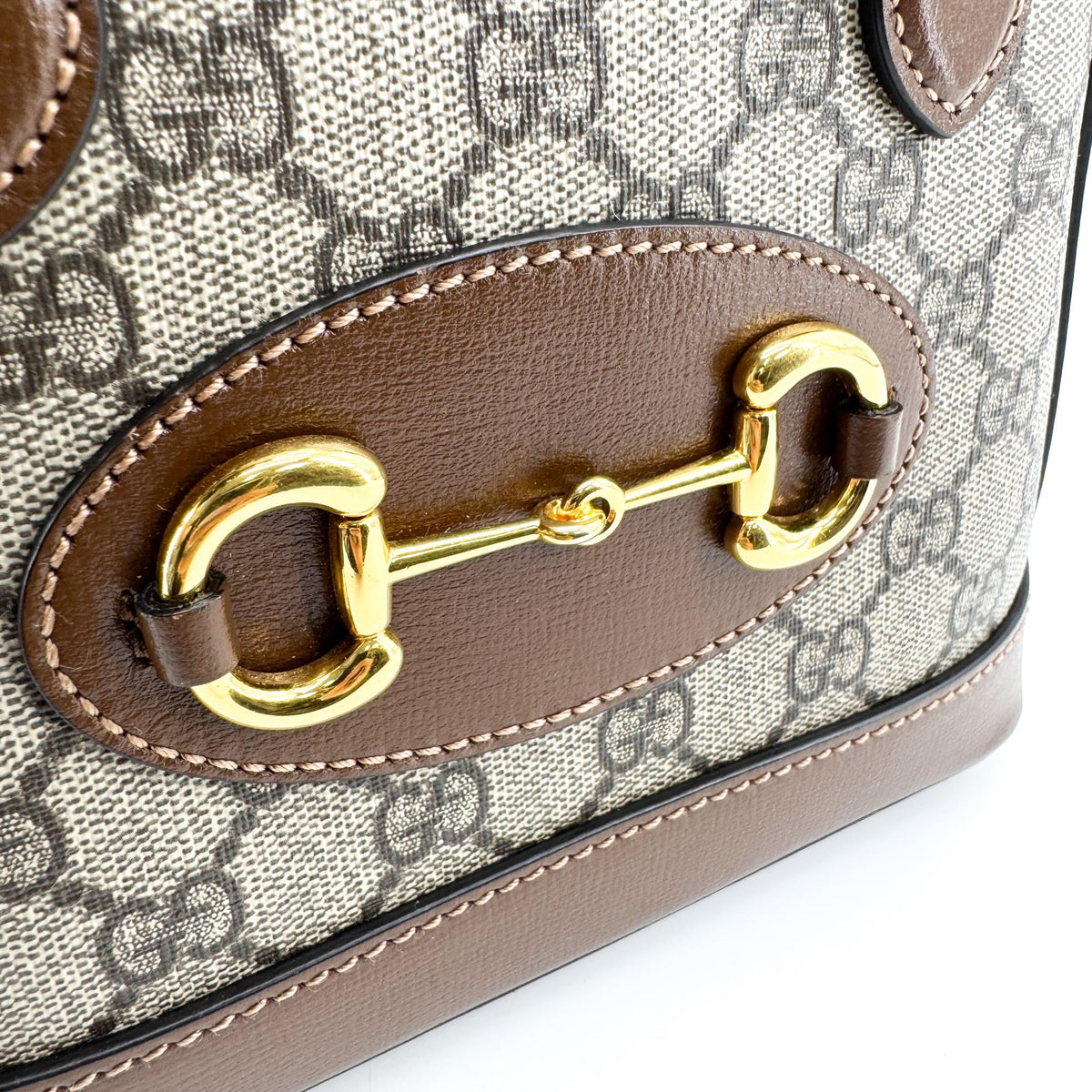 Gucci Horsebit 1955 Top Handle Gg Coated Canvas With Leather Brown Canvas Handbag (Pre-Owned)