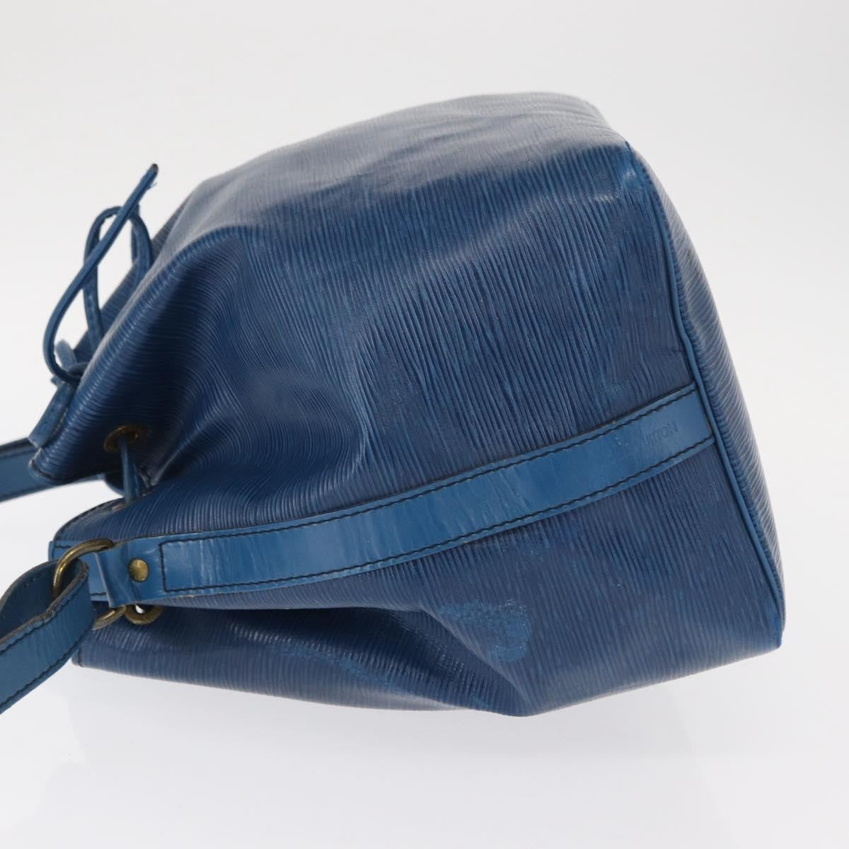 Louis Vuitton Noe Epi Leather Blue Leather Shoulder Bag Bag (Pre-Owned)
