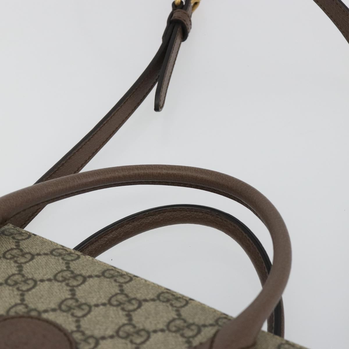Gucci Disney Donald Duck Convertible Printed Gg Coated Canvas Beige Canvas Tote Bag Bag (Pre-Owned)