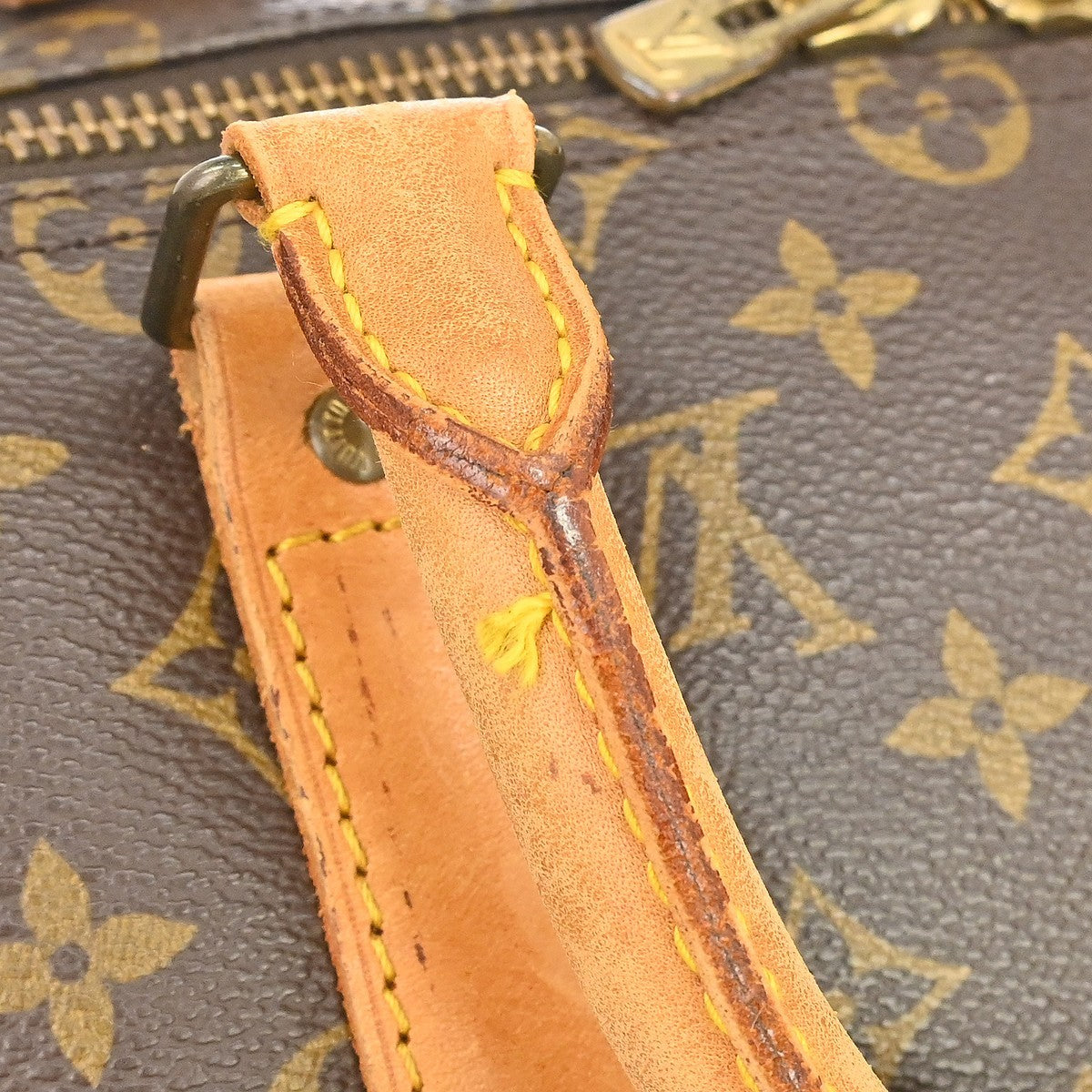 Louis Vuitton Keepall Monogram Canvas Brown Canvas Travel Bag Bag (Pre-Owned)