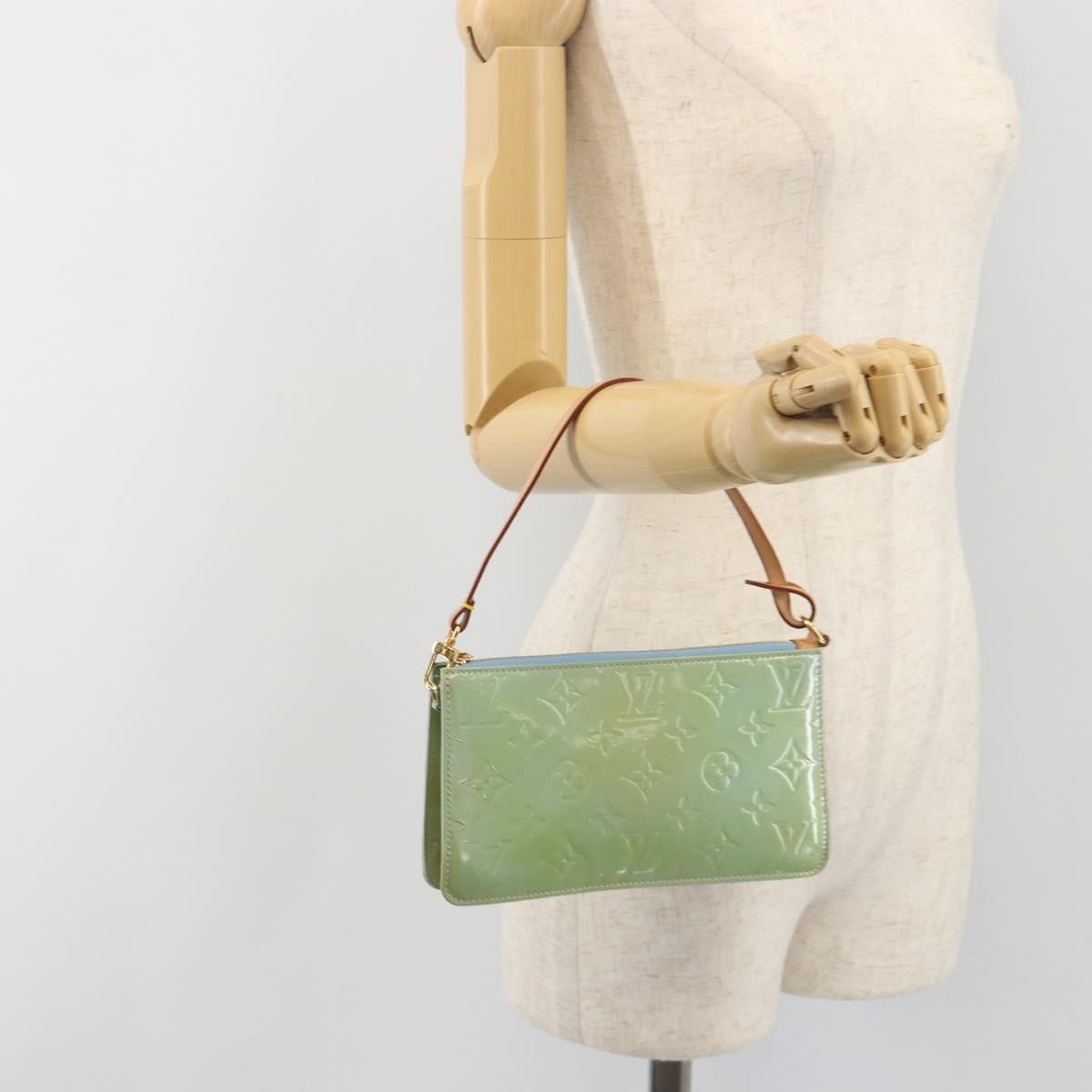 Louis Vuitton Lexington Pochette Monogram Vernis Blue Patent_Leather Clutche & Pouche Bag (Pre-Owned)