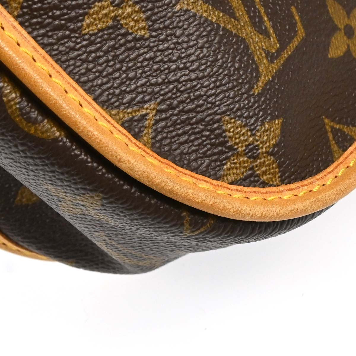 Louis Vuitton Bosphore Messenger Monogram Canvas Brown Canvas Shoulder Bag Bag (Pre-Owned)