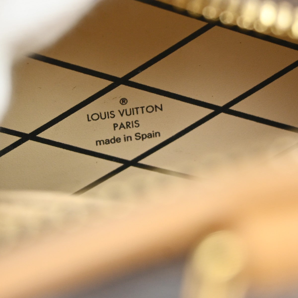Louis Vuitton Boîte Chapeau Canvas Brown Canvas Clutche & Pouche Bag (Pre-Owned)