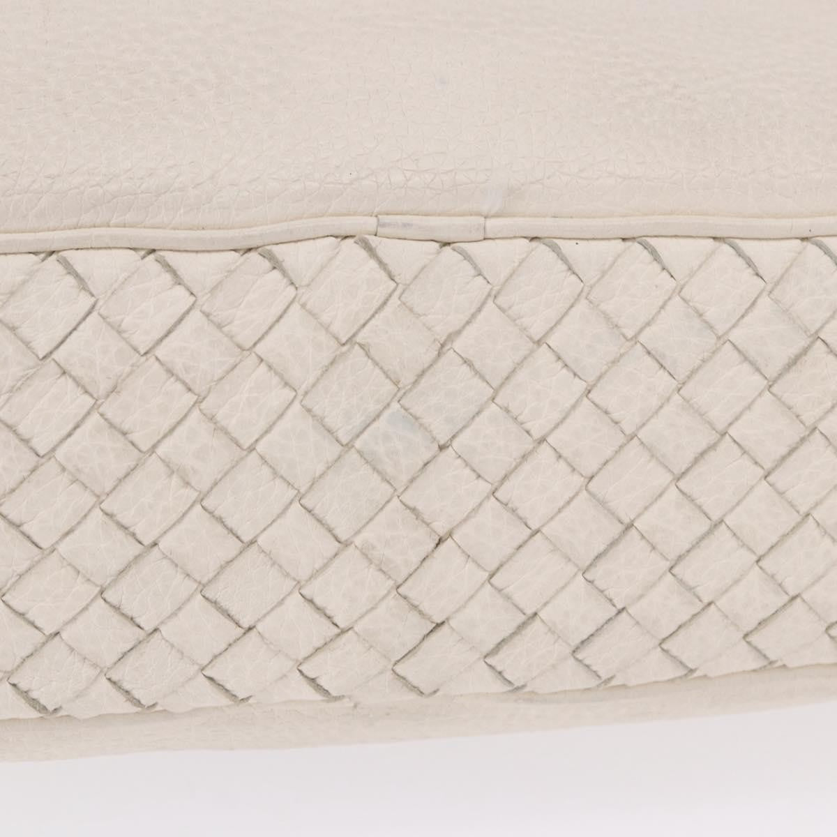 Bottega Veneta Intrecciato Shoulder Leather White Leather Shoulder Bag Bag (Pre-Owned)