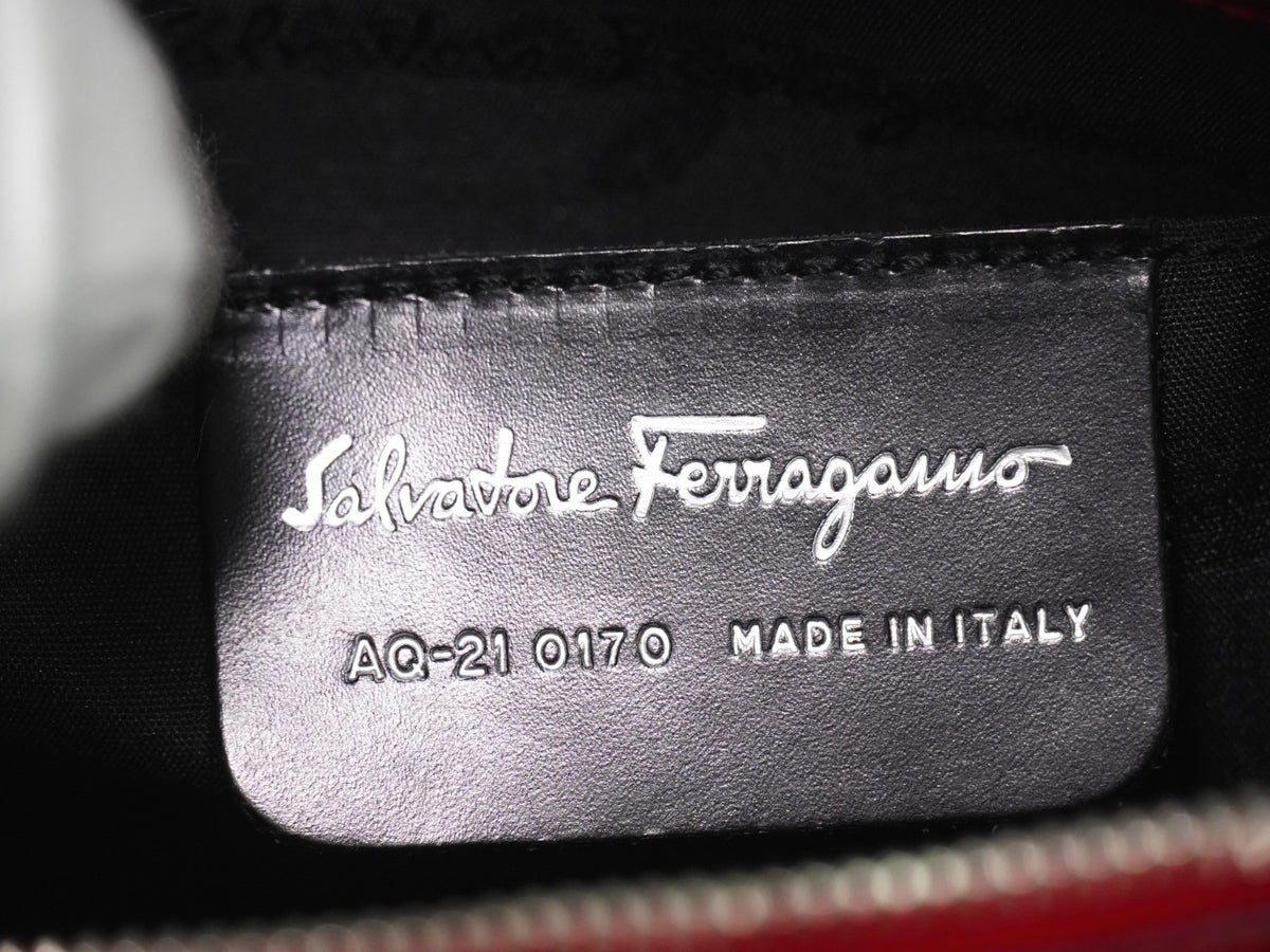Salvatore Ferragamo Gancini Hobo Leather Brown Leather Shoulder Bag Bag (Pre-Owned)