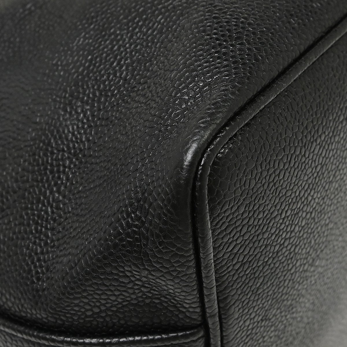 Chanel Vintage Cc Drawstring Bucket Caviar Black Leather Shoulder Bag Bag (Pre-Owned)