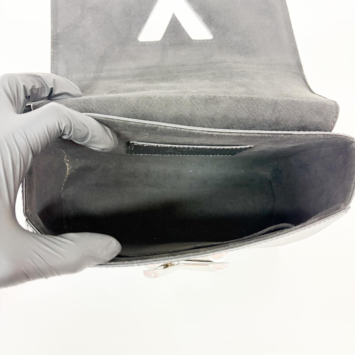 Louis Vuitton Twist Epi Leather Black Leather Handbag (Pre-Owned)