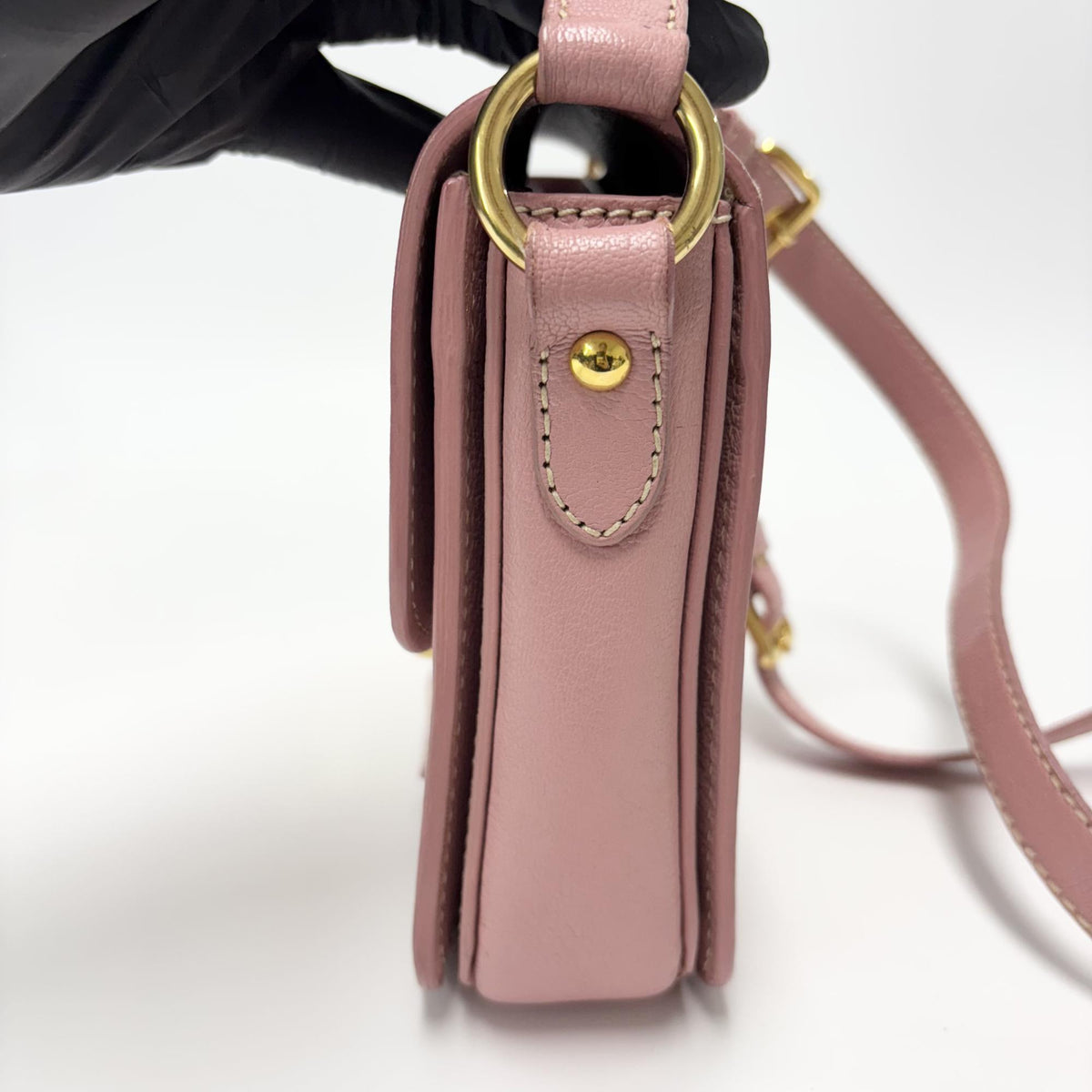 Miu Miu Crossbody Bag Studded Leather Pink Leather Crossbody Bag Bag (Pre-Owned)