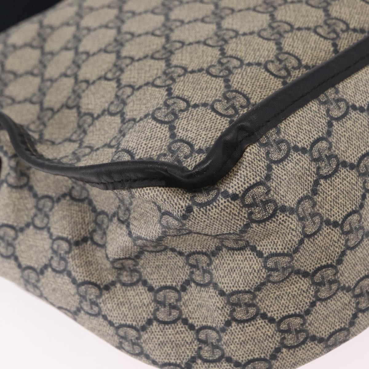Gucci Gg Messenger Gg Coated Canvas Navy Pvc Shoulder Bag Bag (Pre-Owned)