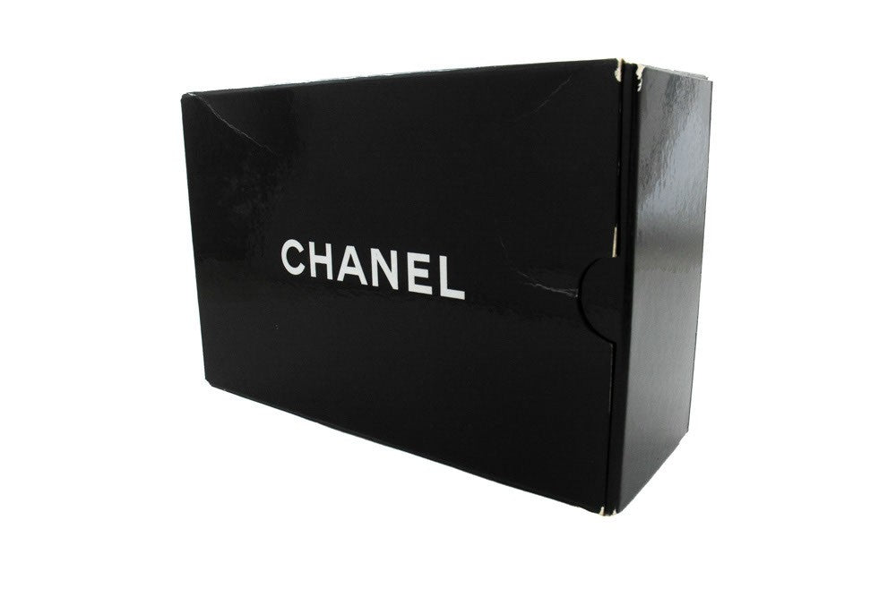 Chanel Vintage Full Flap Quilted Lambskin Black Leather Shoulder Bag Bag (Pre-Owned)