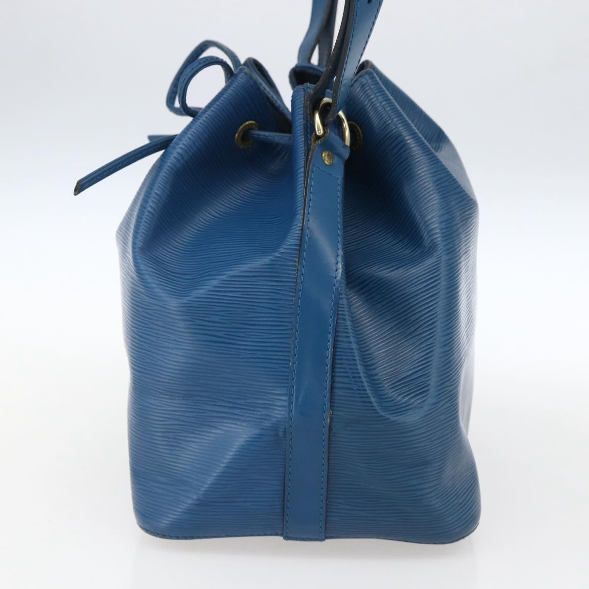 Louis Vuitton Noe Epi Leather Blue Leather Shoulder Bag Bag (Pre-Owned)