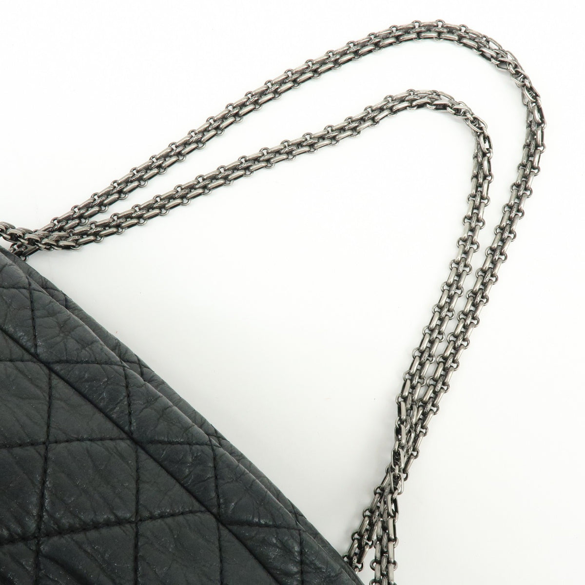 Chanel Shoulder Quilted Leather Black Calfskin Shoulder Bag Bag (Pre-Owned)