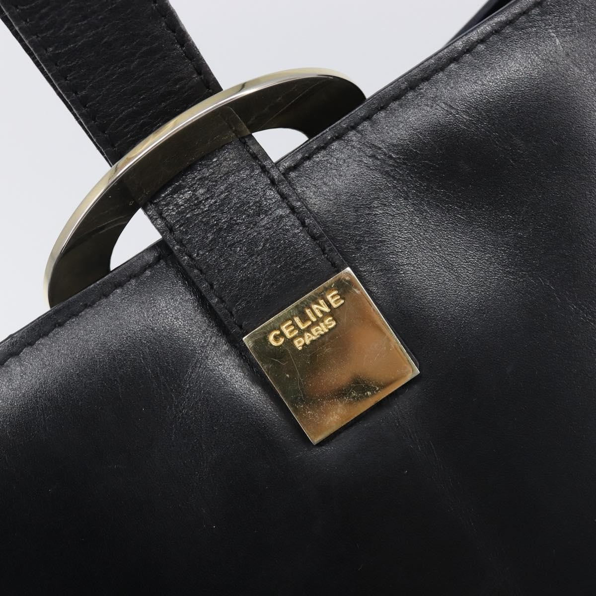 Celine Shoulder Bag Circle Logo Leather Black Leather Shoulder Bag Bag (Pre-Owned)