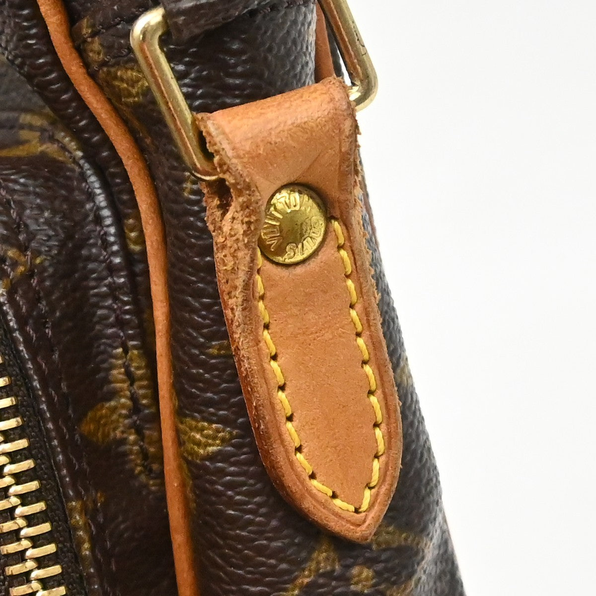 Louis Vuitton Amazone Monogram Canvas Brown Canvas Shoulder Bag Bag (Pre-Owned)