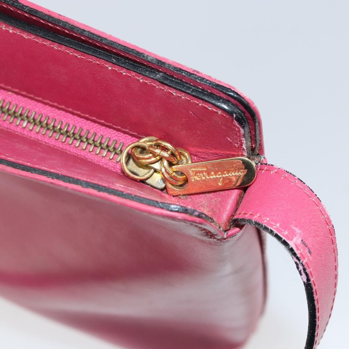 Salvatore Ferragamo Gancini Leather Pink Leather Shoulder Bag Bag (Pre-Owned)
