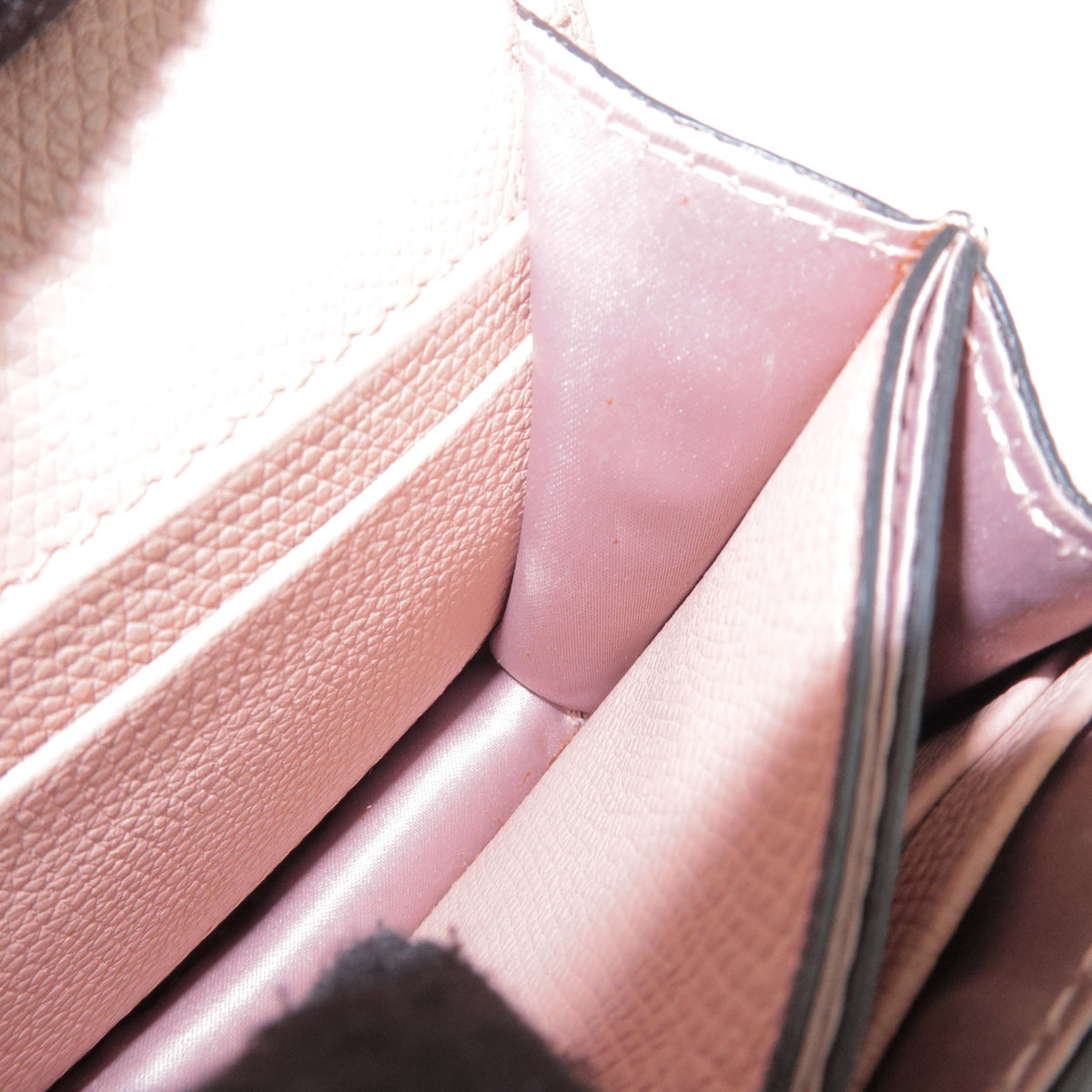 Valentino Garavani Vsling Leather Pink Leather Shoulder Bag Bag (Pre-Owned)