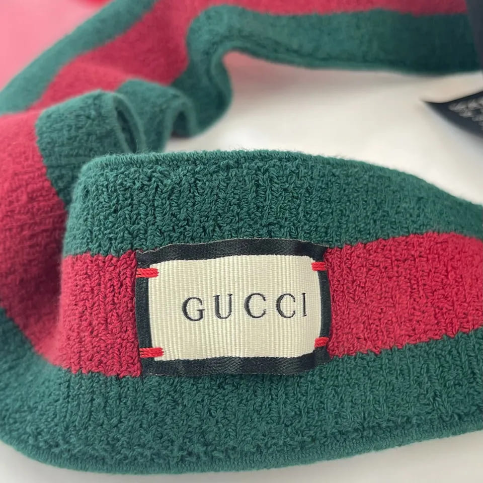 Gucci Unisex Red Vinyl Visor Hat w/Green Red Banded Headband (57 cm / S)