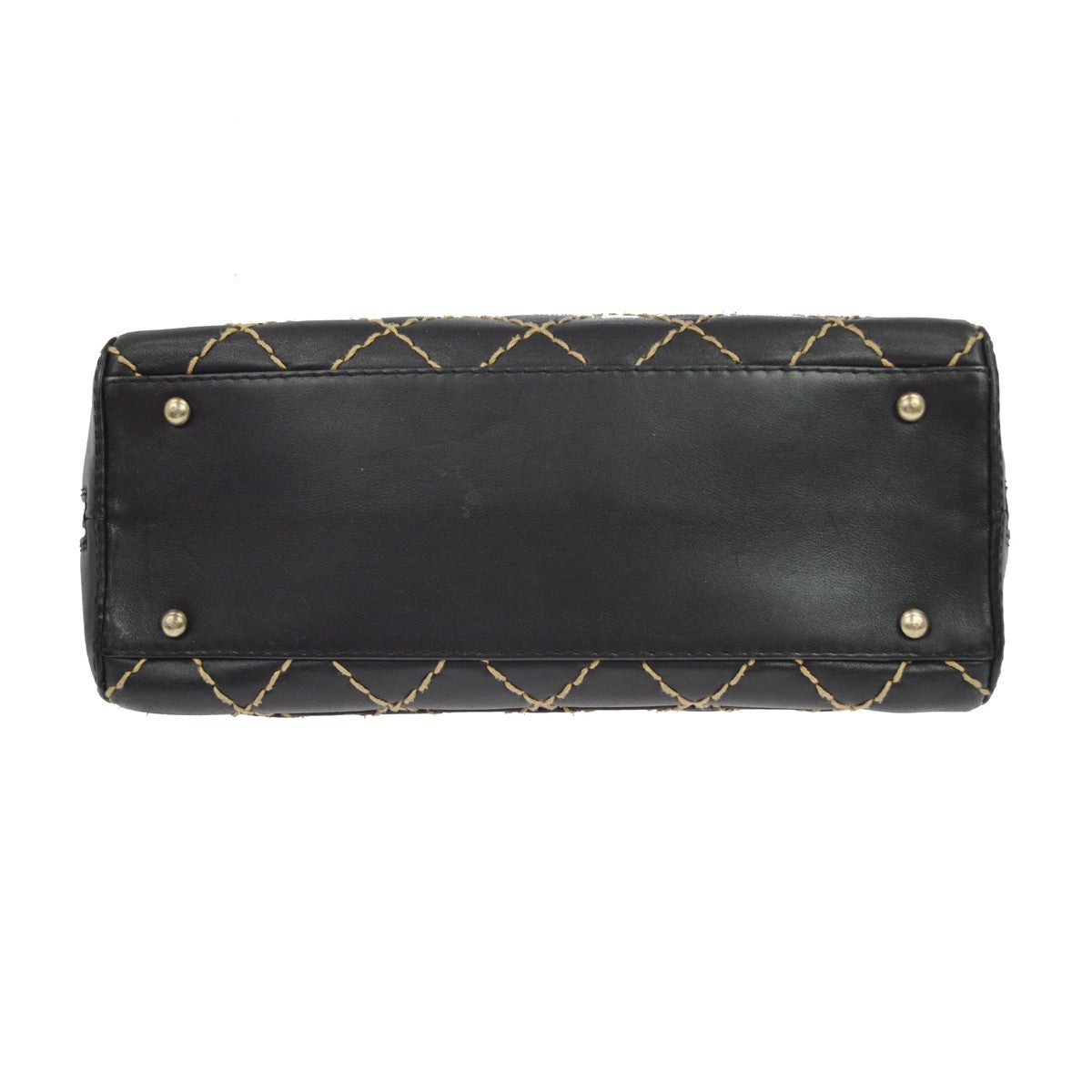 Chanel Surpique Zip Around Satchel Quilted Leather Black Leather Handbag (Pre-Owned)