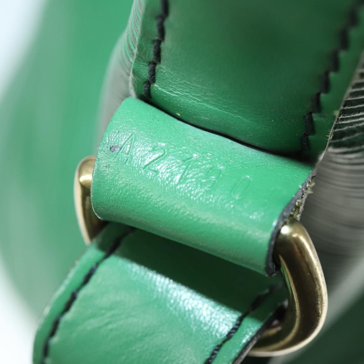 Louis Vuitton Noe Epi Leather Green Leather Shoulder Bag Bag (Pre-Owned)