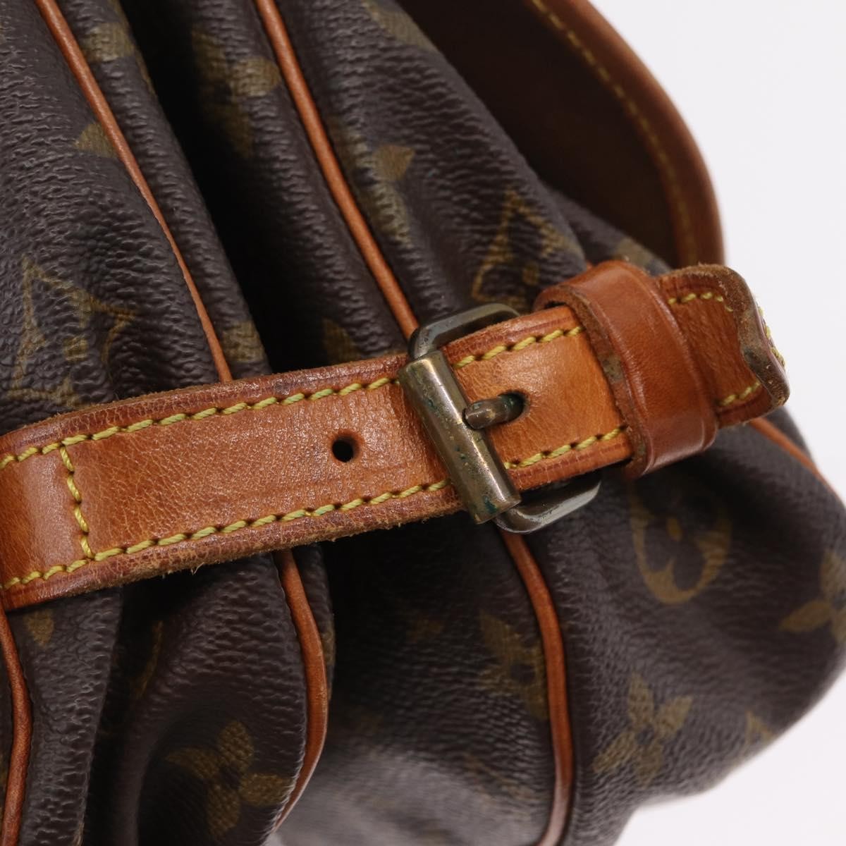 Louis Vuitton Saumur Monogram Canvas Brown Canvas Shoulder Bag Bag (Pre-Owned)