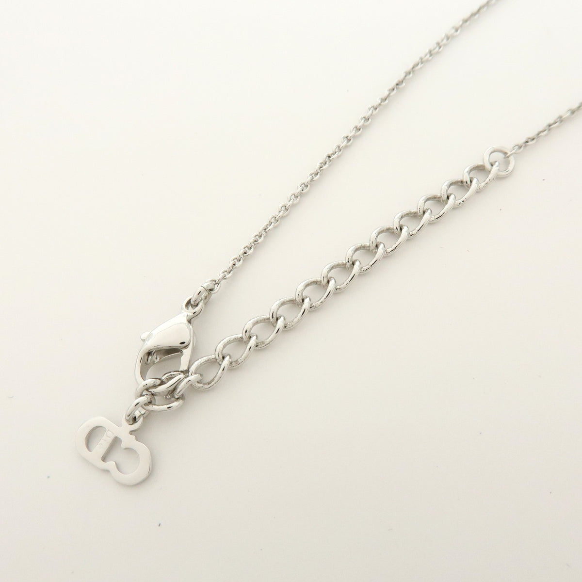 Christian Dior Logo Pendant Metal With Crystal Silver Metal Necklace Jewelry (Pre-Owned)