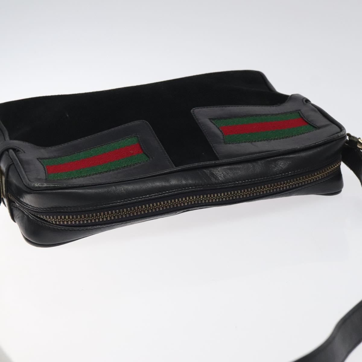 Gucci Sherry Line Shoulder Suede Black Suede Handbag (Pre-Owned)