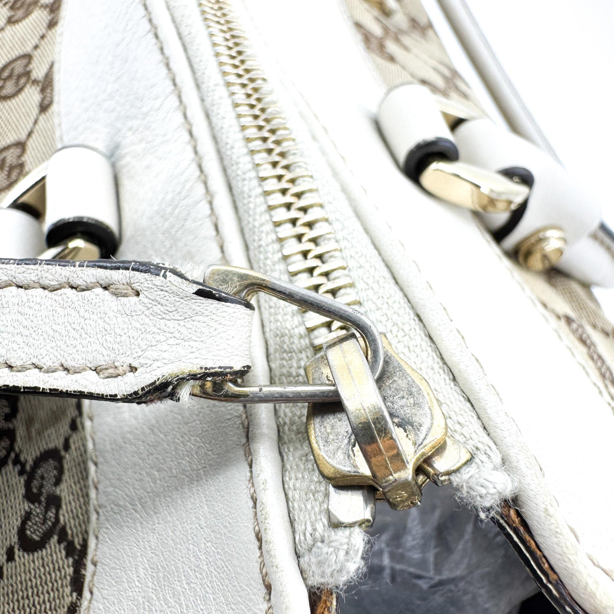 Gucci D-Ring Gg Canvas Beige Canvas Shoulder Bag Bag (Pre-Owned)