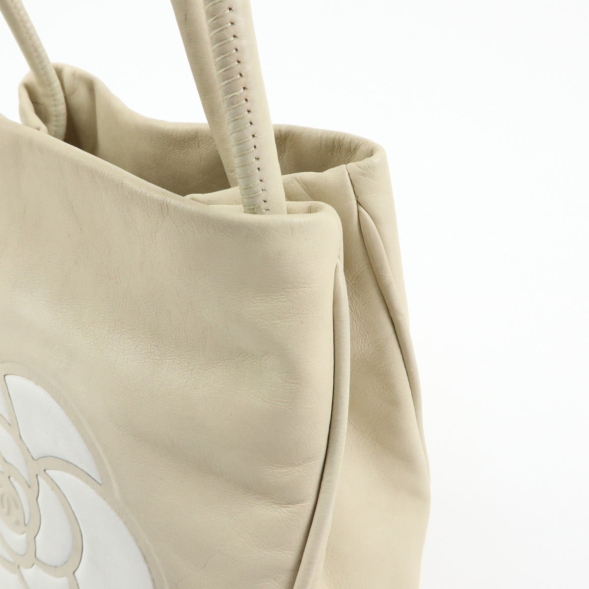 Chanel Camellia Lambskin Beige Leather Tote Bag Bag (Pre-Owned)