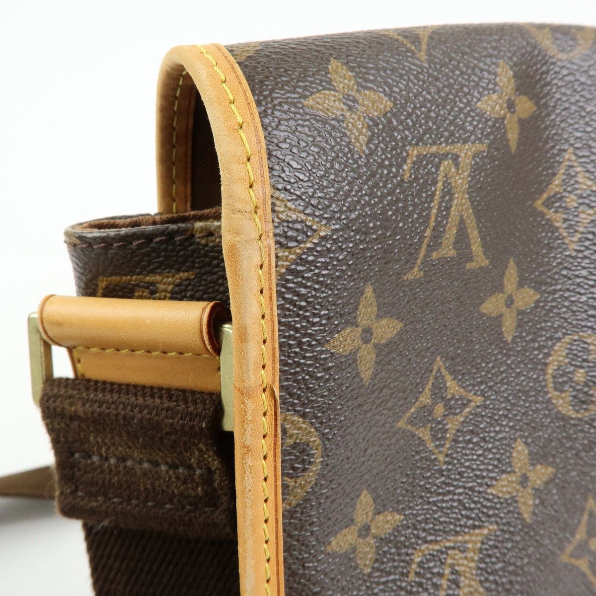 Louis Vuitton Bosphore Messenger Monogram Canvas Brown Canvas Handbag (Pre-Owned)