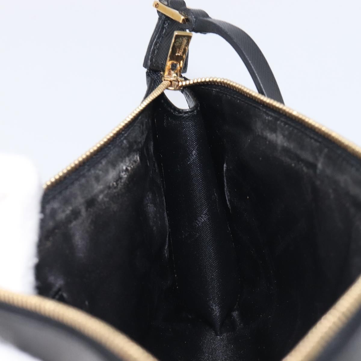 Salvatore Ferragamo Vintage Gancini Pochette Leather Black Leather Clutche & Pouche Bag (Pre-Owned)