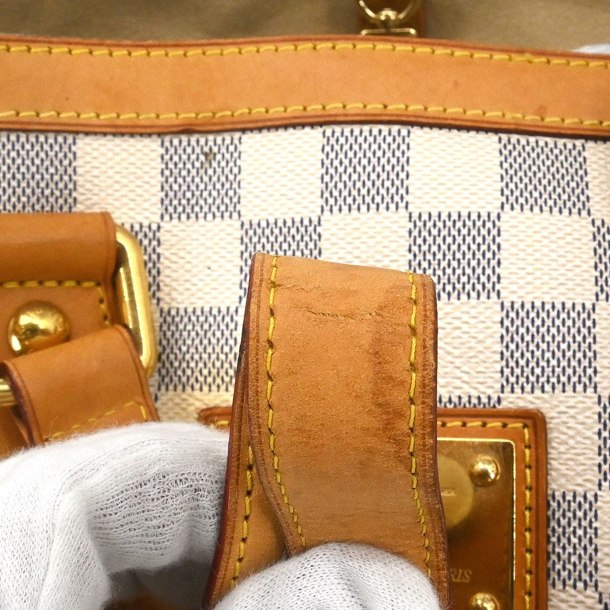 Louis Vuitton Hampstead Damier White Canvas Tote Bag Bag (Pre-Owned)