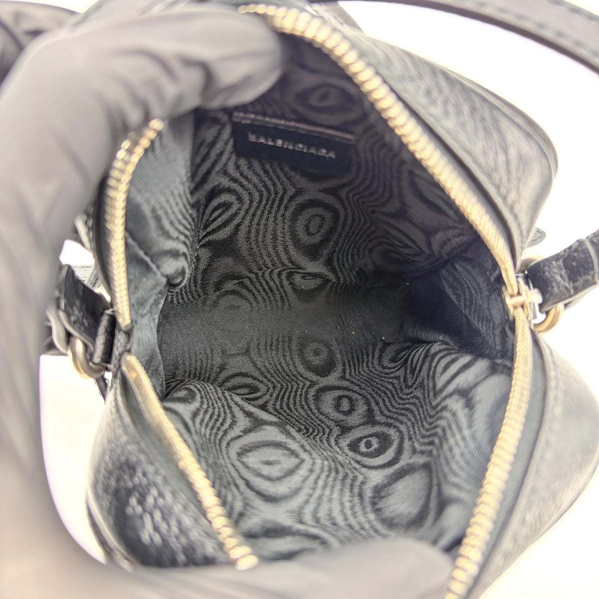 Balenciaga X Gucci The Hacker Project Zip Messenger Bb Canvas Black Canvas Shoulder Bag Bag (Pre-Owned)