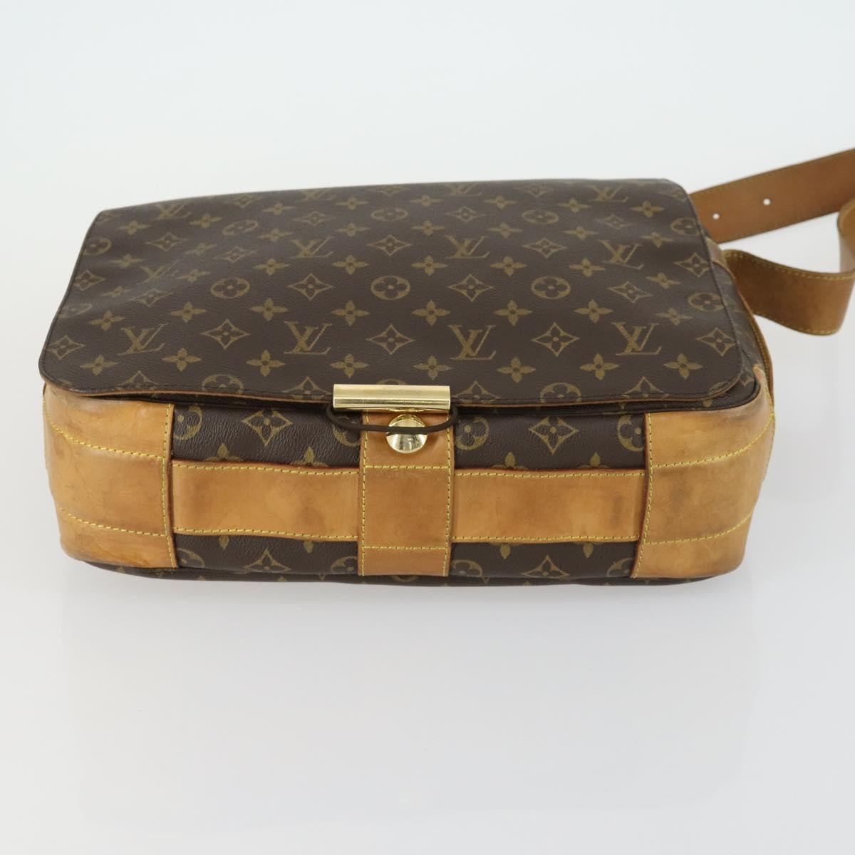 Louis Vuitton Abbesses Messenger Monogram Canvas Brown Canvas Shoulder Bag Bag (Pre-Owned)