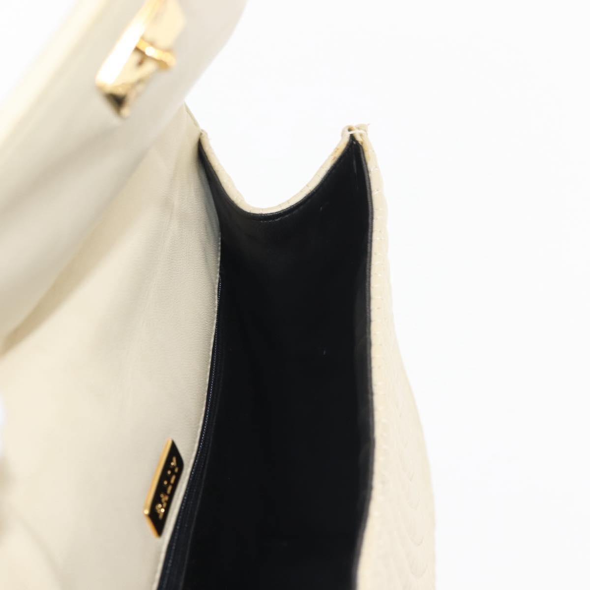 Bally Vintage Quilted Leather Beige Leather Handbag (Pre-Owned)