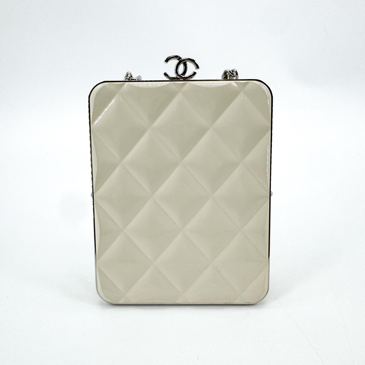 Chanel Cc Frame Clutch With Chain Quilted Lambskin And Plexiglass Beige Leather Clutche & Pouche Bag (Pre-Owned)