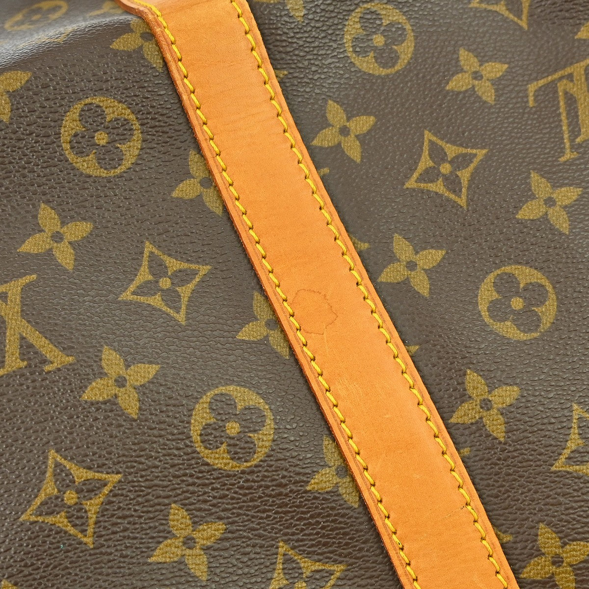 Louis Vuitton Keepall Bandoulière Monogram Brown Canvas Travel Bag Bag (Pre-Owned)