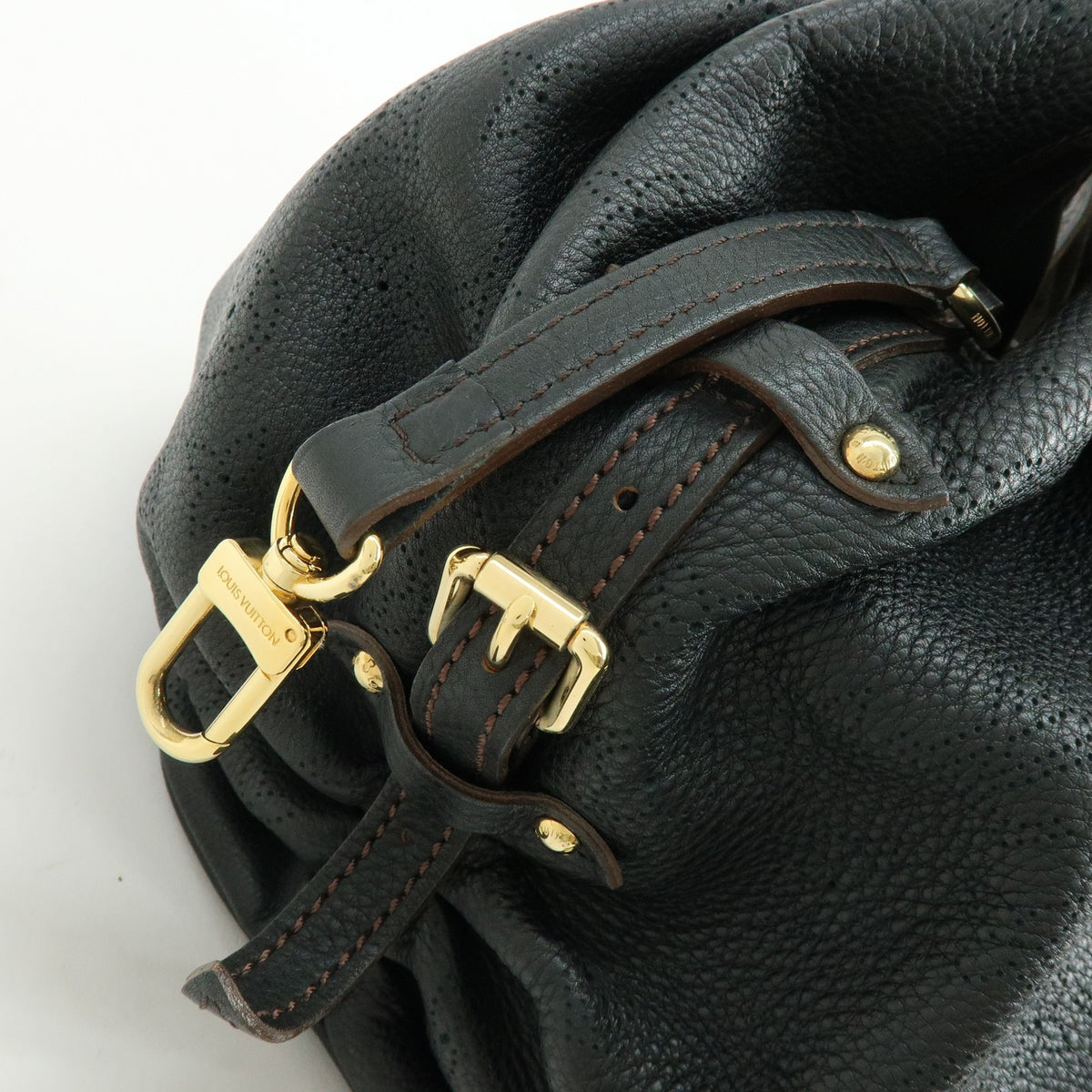 Louis Vuitton L Hobo Mahina Leather Black Leather Shoulder Bag Bag (Pre-Owned)