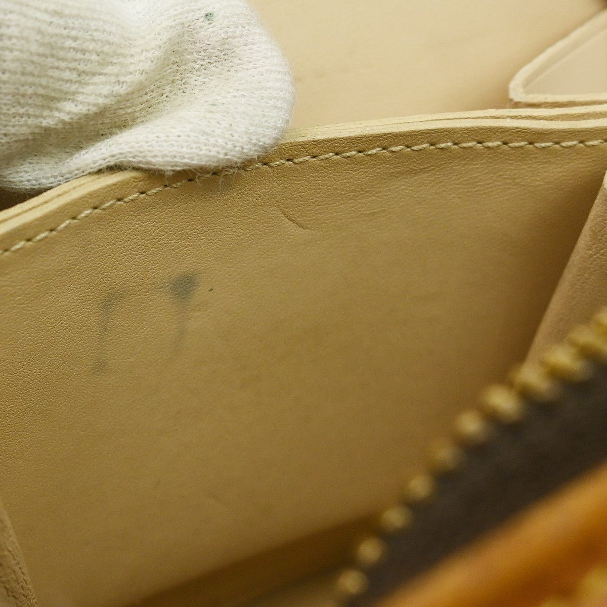 Louis Vuitton Boîte Chapeau Canvas Brown Canvas Clutche & Pouche Bag (Pre-Owned)