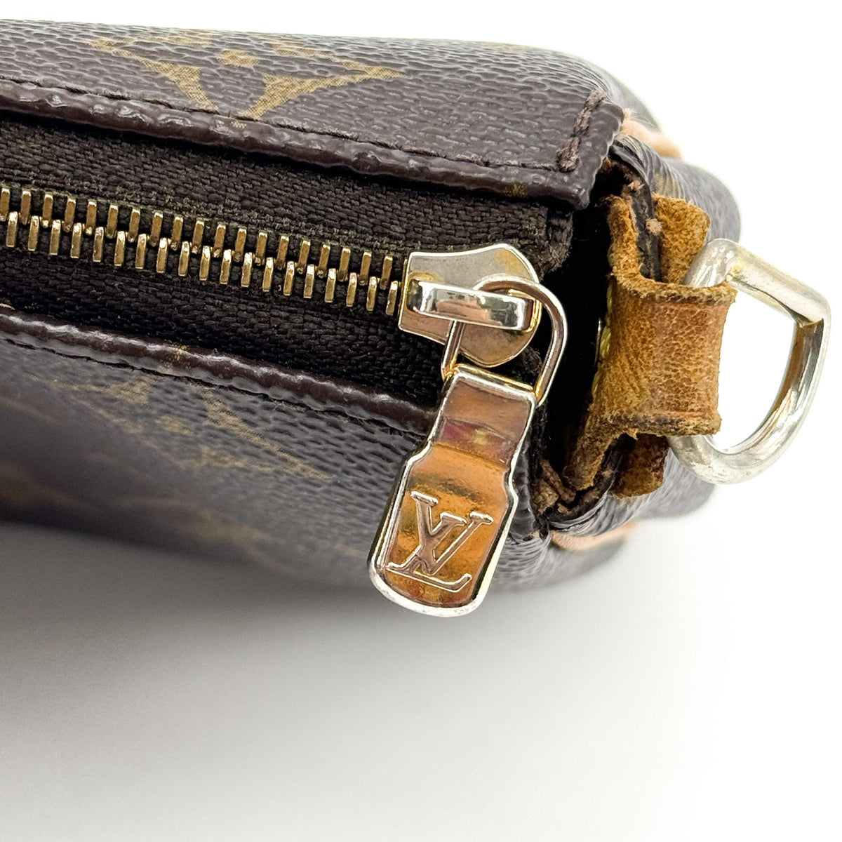 Louis Vuitton Eva Monogram Canvas Brown Canvas Handbag (Pre-Owned)