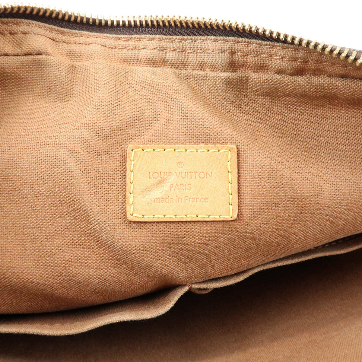 Louis Vuitton Trotteur Beaubourg Monogram Canvas Brown Canvas Handbag (Pre-Owned)