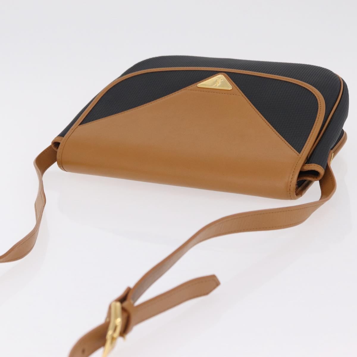 Saint Laurent Vintage Shoulder Bag Leather Black Leather Shoulder Bag Bag (Pre-Owned)