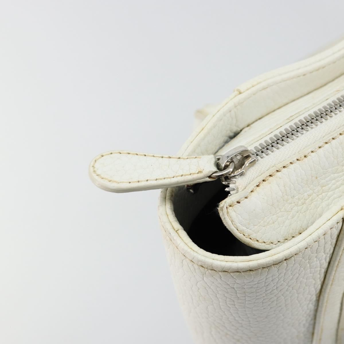 Loewe Senda Leather White Leather Handbag (Pre-Owned)
