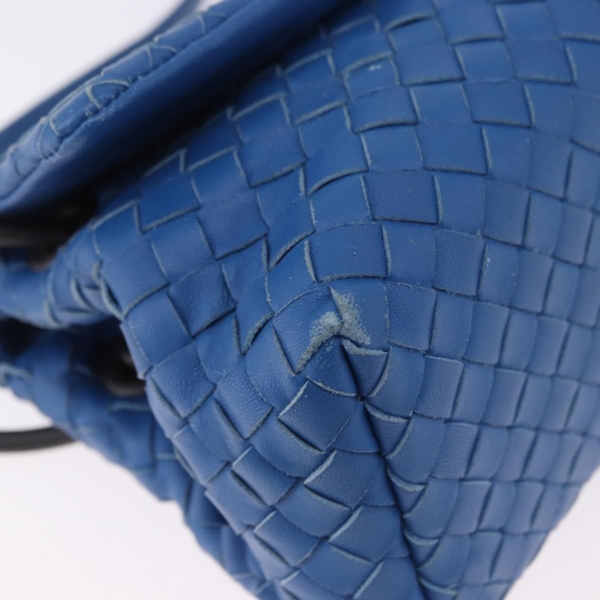 Bottega Veneta Adjustable Flap Intrecciato Nappa Blue Leather Shoulder Bag Bag (Pre-Owned)