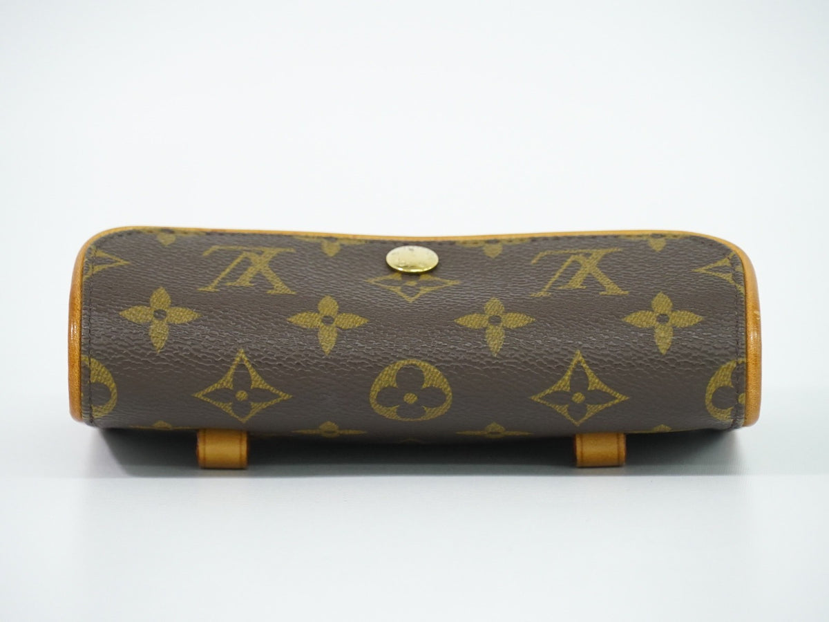 Louis Vuitton Florentine Pochette Canvas Brown Canvas Clutche & Pouche Bag (Pre-Owned)
