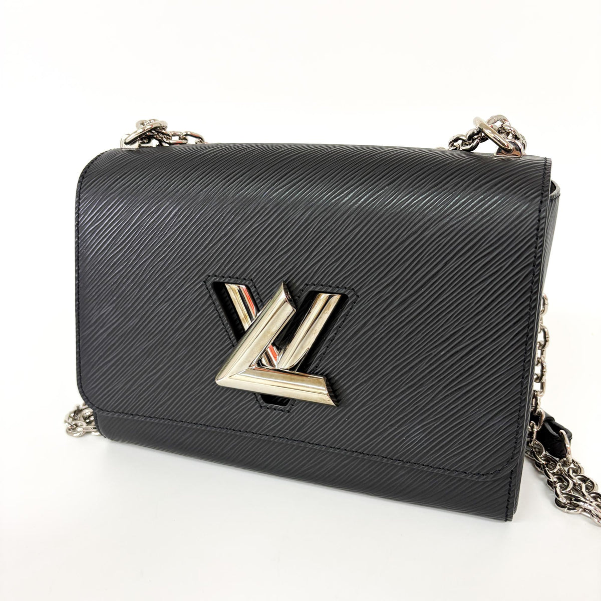 Louis Vuitton Twist Handbag Epi Leather Black Leather Handbag (Pre-Owned)