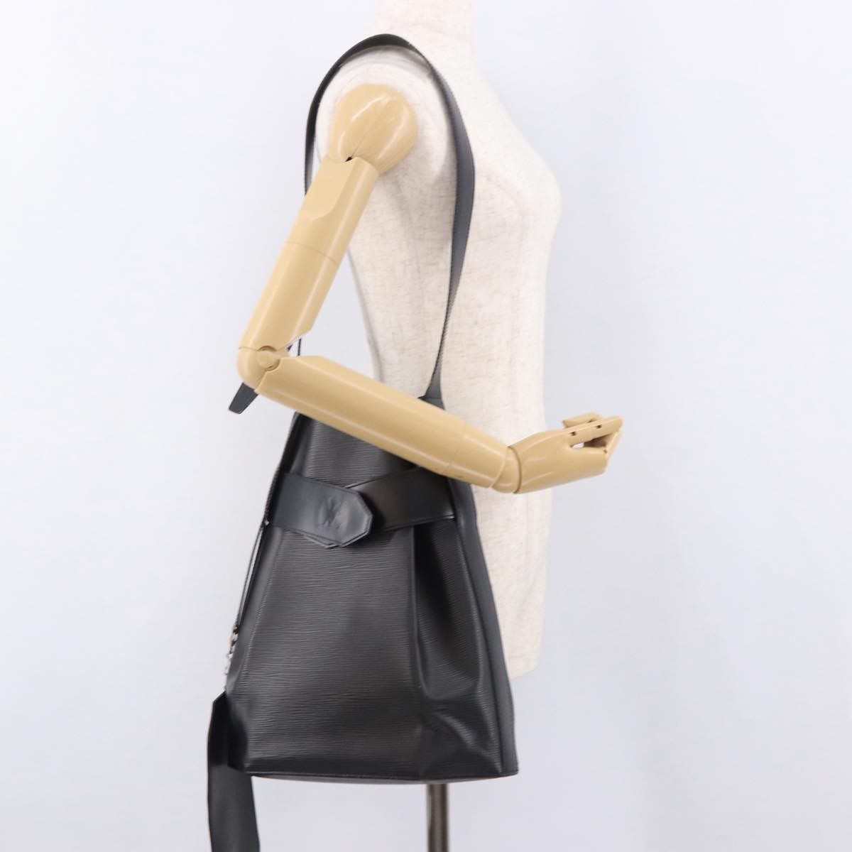 Louis Vuitton Vintage Sac D'epaule Epi Leather Black Leather Shoulder Bag Bag (Pre-Owned)